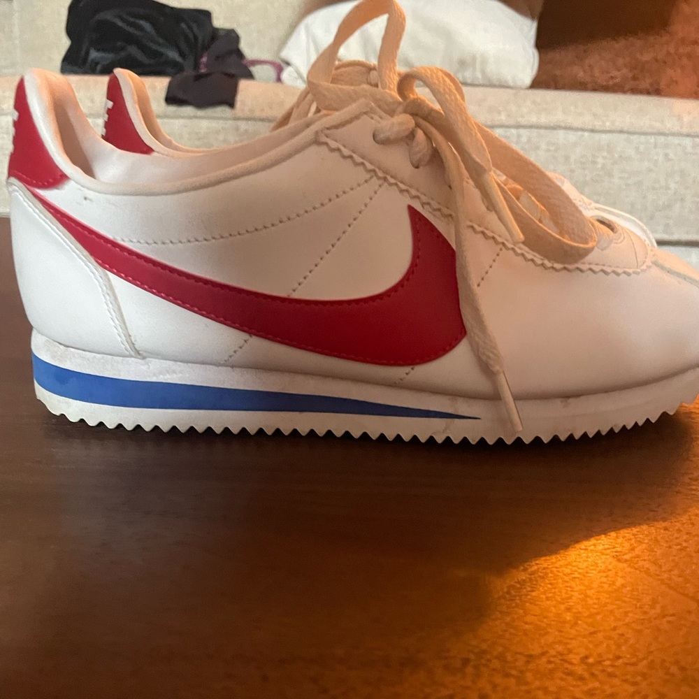 Nike Womens Cortez - Size 7